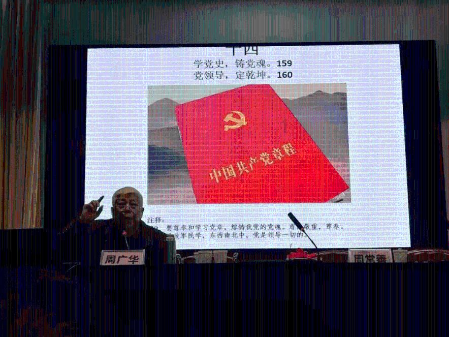 白色背心搭配粉色百褶裙，仙气甜美，简约日常又舒适，你觉得怎么样？游戏画面