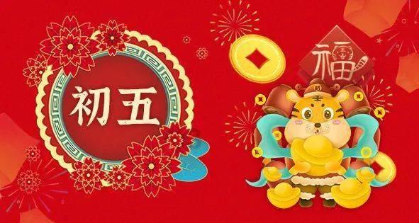 40岁女人会穿才优雅！经典款、剪裁合身、配饰点缀，太显气质