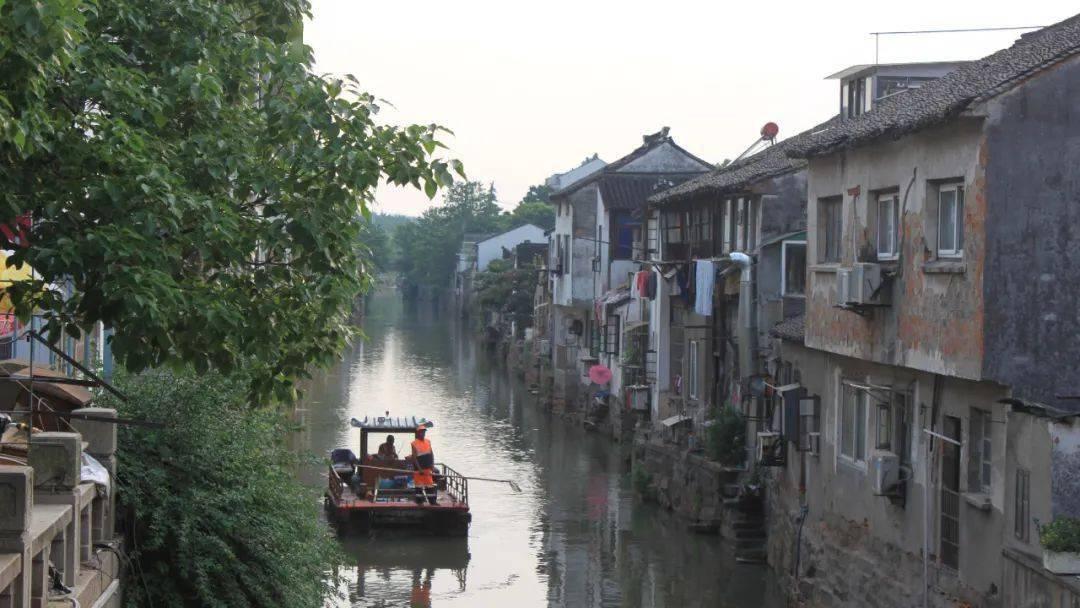神秘的岛屿