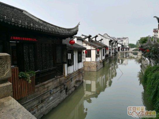 小蓝球向上跳